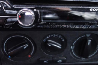 Pretensionneur de ceinture avant gauche VOLKSWAGEN GOLF 4