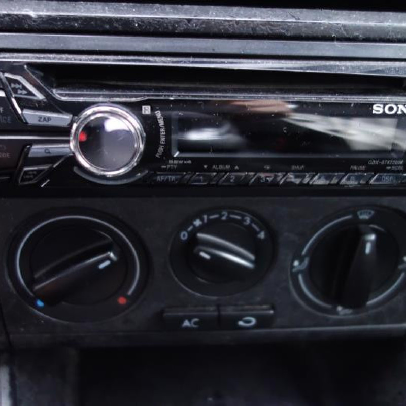 Pretensionneur de ceinture avant gauche VOLKSWAGEN GOLF 4 Photo n°9
