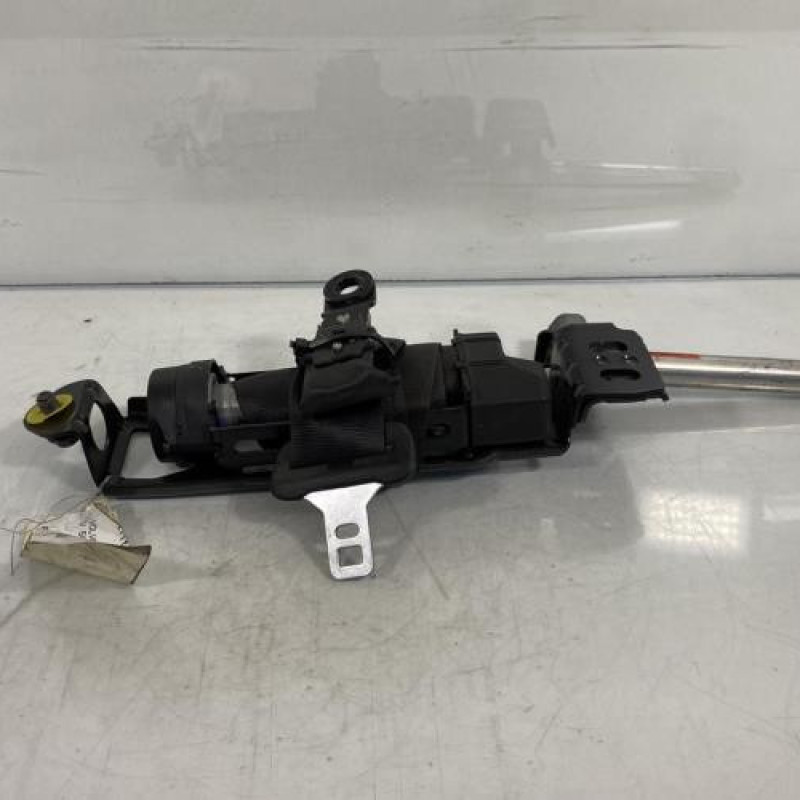 Pretensionneur de ceinture avant droit VOLVO V 50 Photo n°3