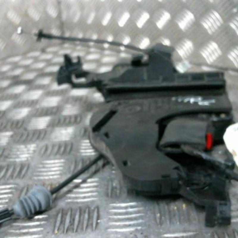 Serrure arriere gauche VOLVO V 50 Photo n°2