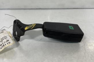 Attache ceinture arriere droit HYUNDAI COUPE 2