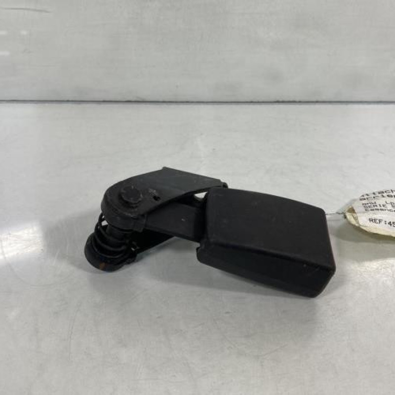 Attache ceinture arriere gauche BMW SERIE 5 E39 Photo n°3