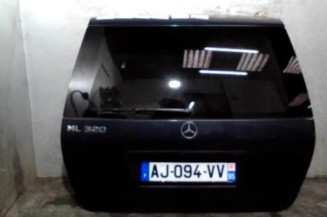 Malle/Hayon arriere MERCEDES CLASSE M 163 Photo n°1