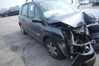 Etrier avant gauche (freinage) RENAULT SCENIC 2