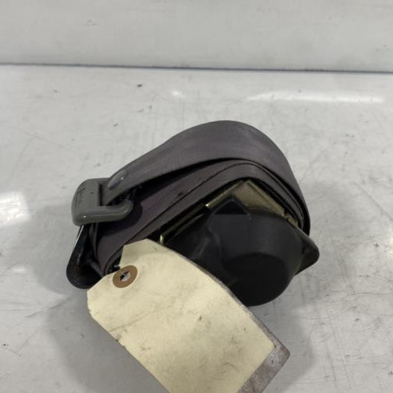 Ceinture arriere droit PEUGEOT 406 Photo n°1