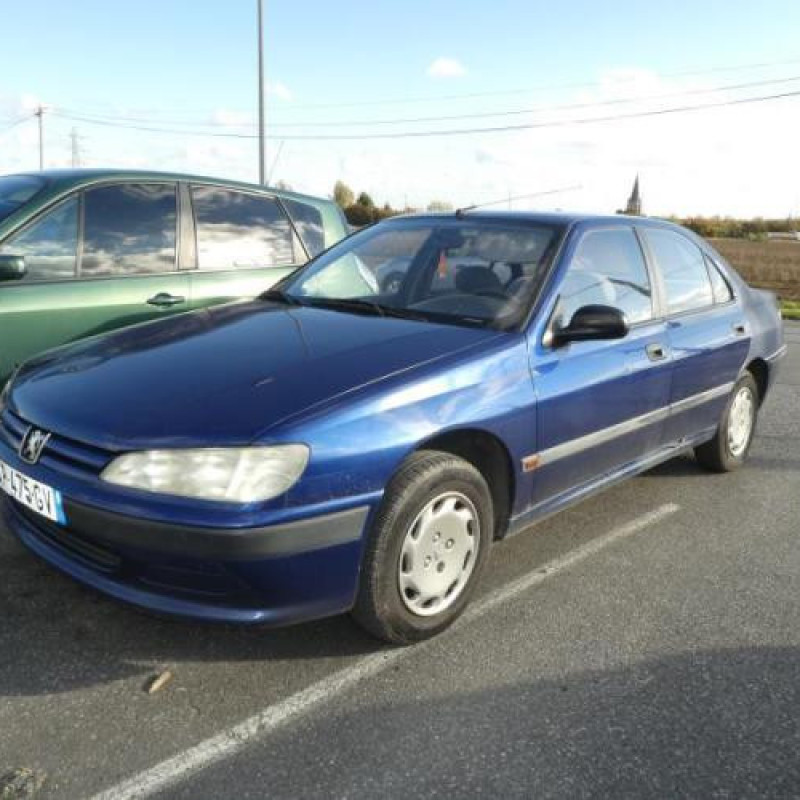 Ceinture arriere droit PEUGEOT 406 Photo n°4