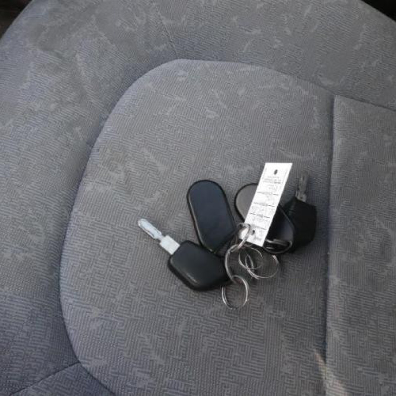 Ceinture arriere droit PEUGEOT 406 Photo n°12