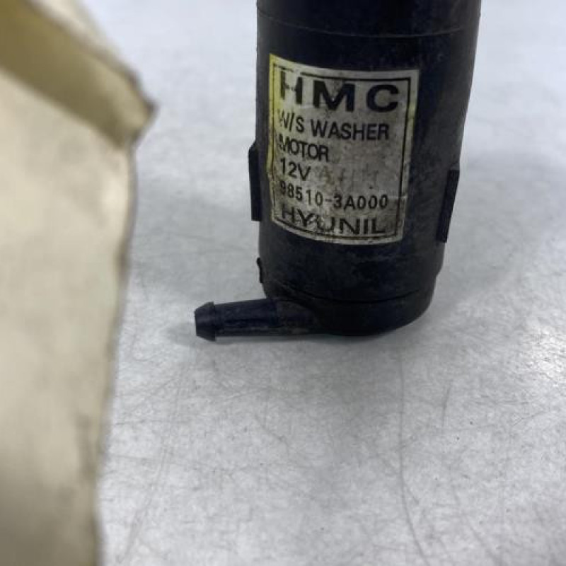Pompe lave glace avant HYUNDAI TRAJET Photo n°3
