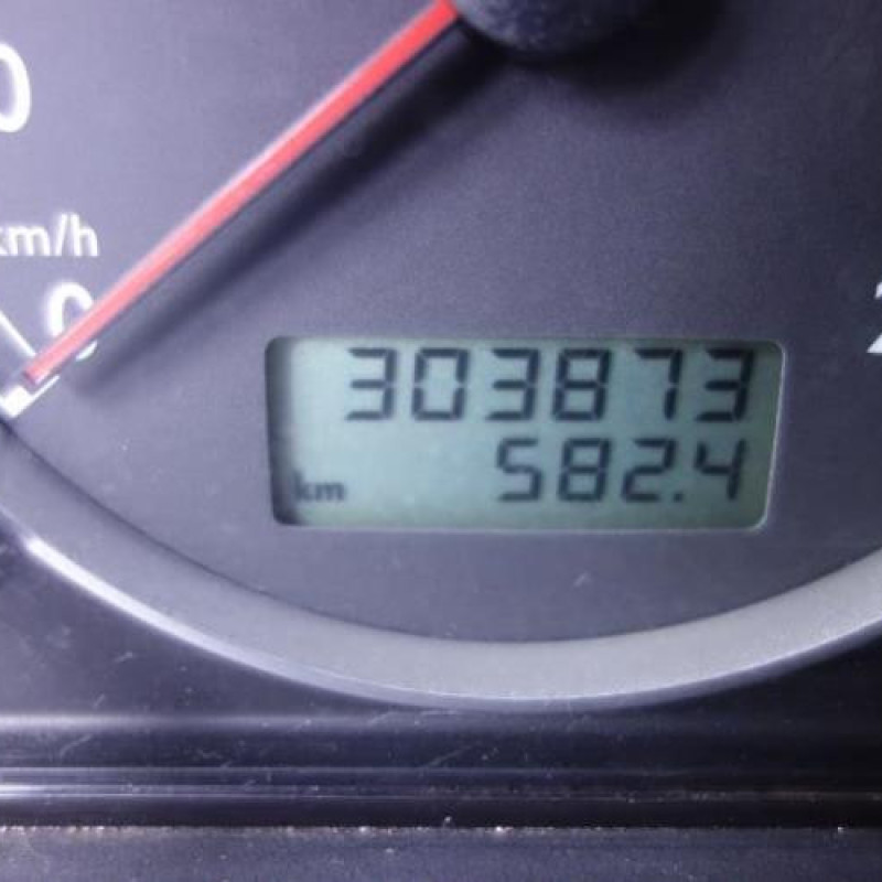 Bouton de warning VOLKSWAGEN SHARAN 1 Photo n°11