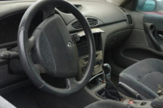 Attache ceinture arriere gauche RENAULT LAGUNA 2