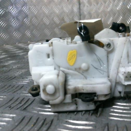 Serrure avant droit PEUGEOT 406