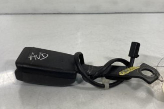 Attache ceinture avant droit MAZDA 6 1