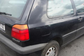 Etrier avant droit (freinage) VOLKSWAGEN GOLF 3