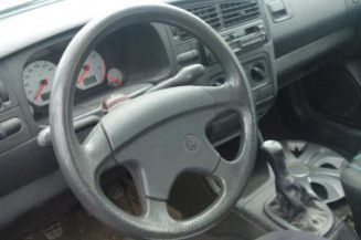 Etrier avant droit (freinage) VOLKSWAGEN GOLF 3