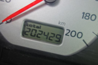 Etrier avant droit (freinage) VOLKSWAGEN GOLF 3