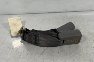 Attache ceinture arriere droit KIA RIO 1