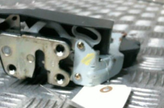 Serrure arriere droit KIA RIO 1 Photo n°1