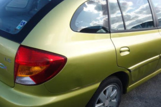 Serrure avant droit KIA RIO 1