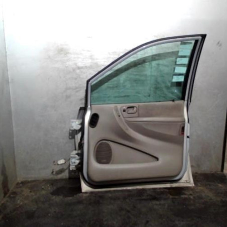 Porte avant droit CHRYSLER VOYAGER 3