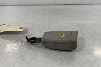 Attache ceinture arriere gauche HYUNDAI TRAJET