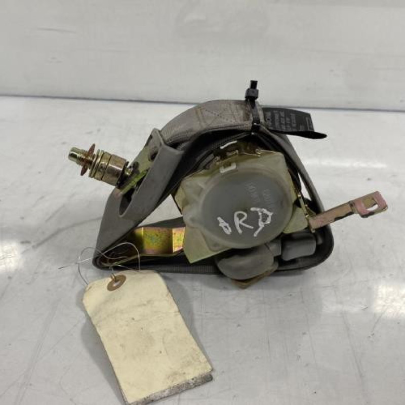 Ceinture arriere droit HYUNDAI TRAJET Photo n°3