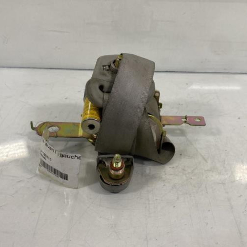 Pretensionneur de ceinture avant gauche HYUNDAI TRAJET Photo n°3