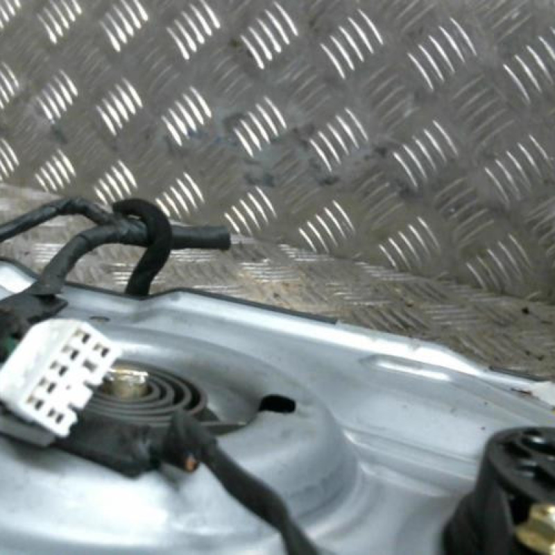 Leve vitre electrique avant droit HYUNDAI TRAJET Photo n°2