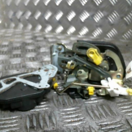 Serrure arriere droit HYUNDAI TRAJET