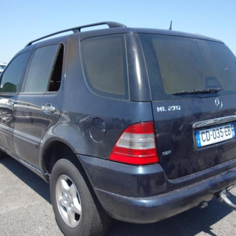 Pretensionneur de ceinture arriere gauche MERCEDES CLASSE M 163 Photo n°7