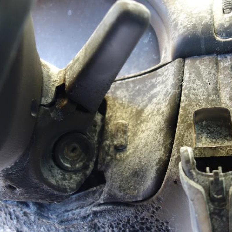 Pretensionneur de ceinture arriere gauche MERCEDES CLASSE M 163 Photo n°11