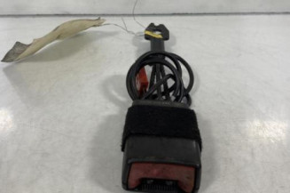 Attache ceinture avant droit MERCEDES CLASSE A 169