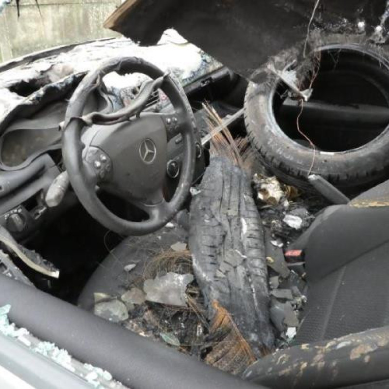 Boitier air bag MERCEDES CLASSE A 169 Photo n°9
