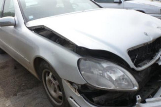 Pretensionneur de ceinture avant droit MERCEDES CLASSE S 220