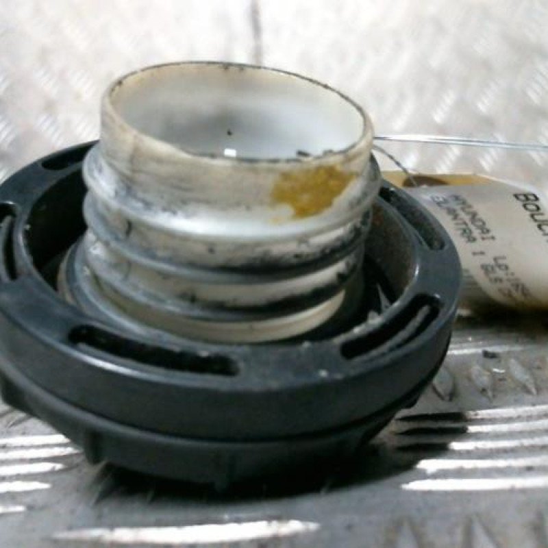 Bouchon de carburant HYUNDAI ELANTRA 1 Photo n°2