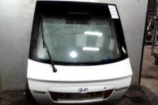 Malle/Hayon arriere HYUNDAI ELANTRA 1 Photo n°1
