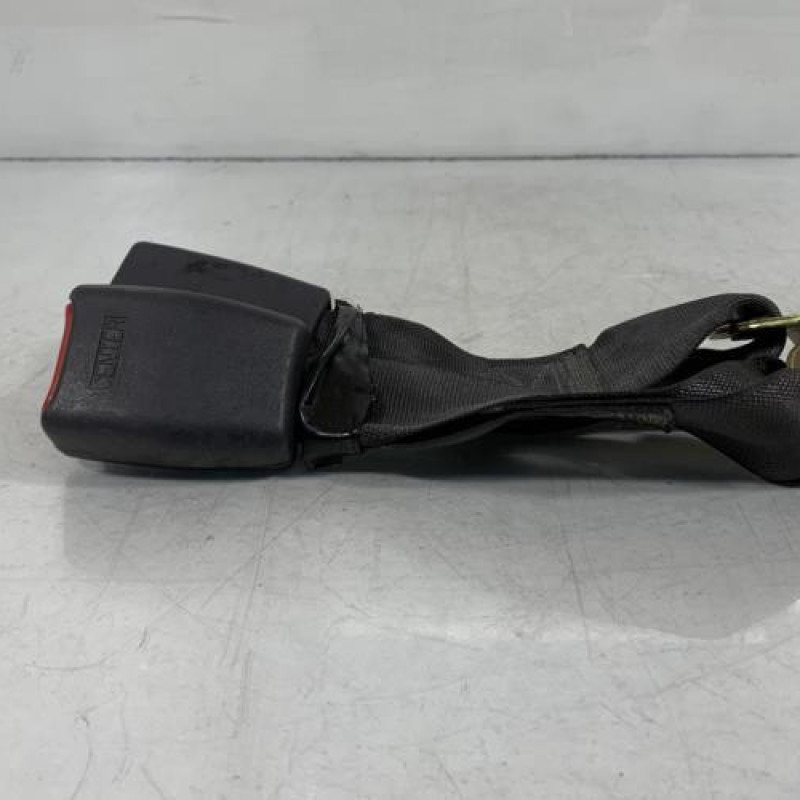Attache ceinture arriere gauche HYUNDAI ELANTRA 1 Photo n°2
