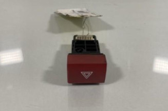 Bouton de warning HYUNDAI ELANTRA 1 Photo n°1