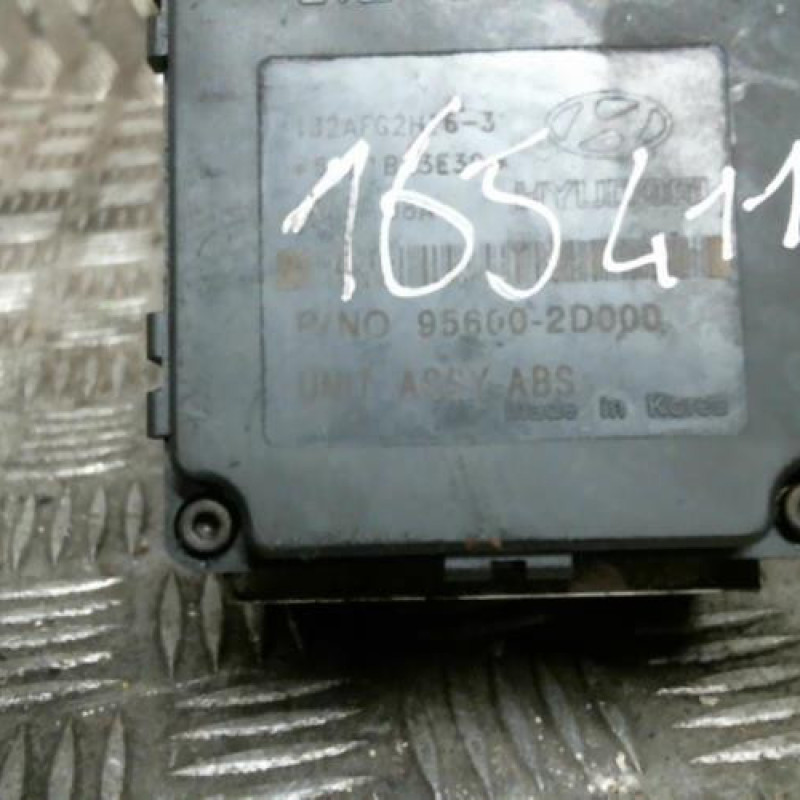 Bloc ABS (freins anti-blocage) HYUNDAI ELANTRA 1 Photo n°3
