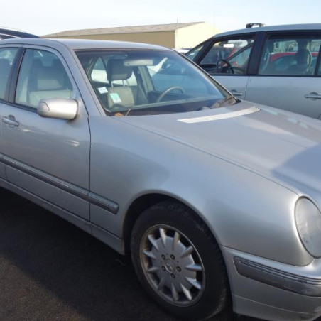 Amortisseur avant droit MERCEDES CLASSE E 210