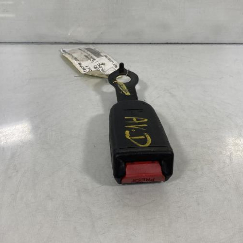Attache ceinture avant droit SUZUKI BALENO 1 Photo n°2