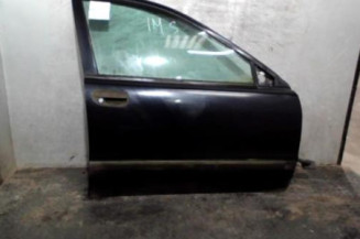 Porte avant droit VOLVO V 40 1 Photo n°1