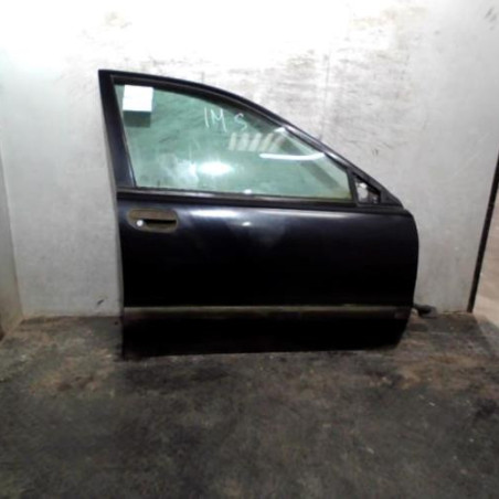 Porte avant droit VOLVO V 40 1 Photo n°1