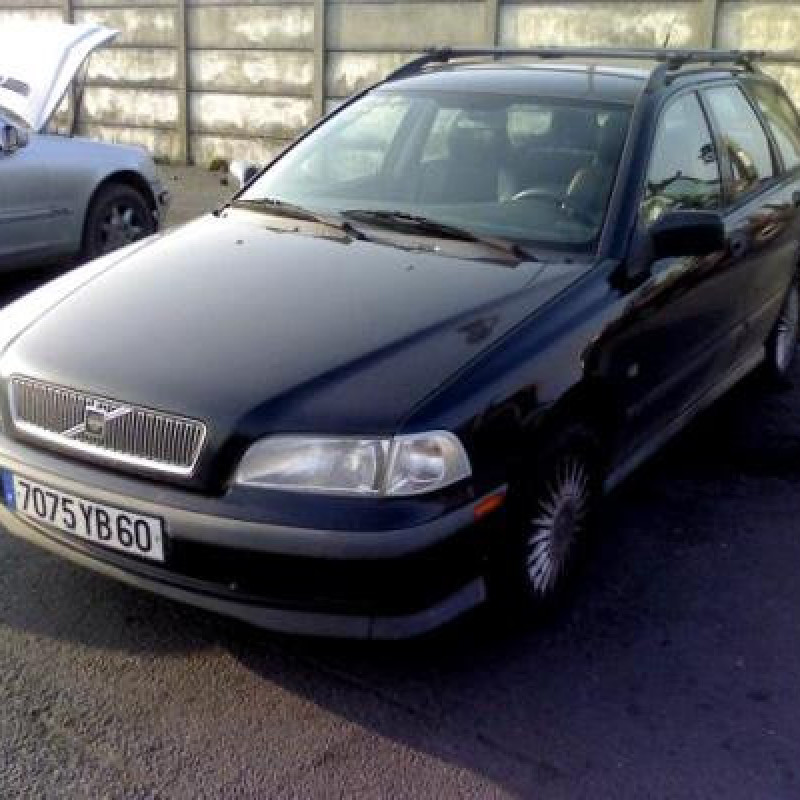 Porte avant droit VOLVO V 40 1 Photo n°3