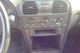 Porte avant droit VOLVO V 40 1