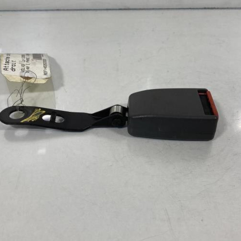 Attache ceinture avant droit VOLVO V 40 1 Photo n°3