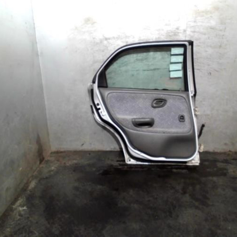 Porte arriere gauche SUZUKI BALENO 1 Photo n°4