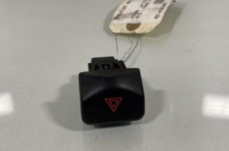 Bouton de warning NISSAN NOTE 1 Photo n°1