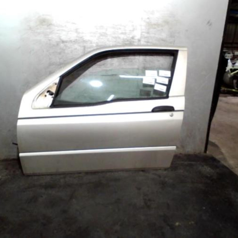 Porte avant gauche ALFA ROMEO 145 Photo n°1