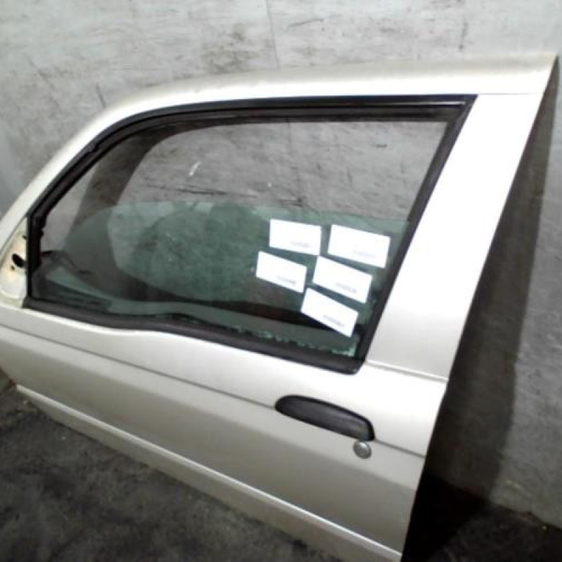 Porte avant gauche ALFA ROMEO 145 Photo n°2