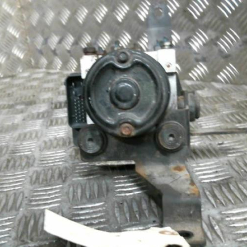 Bloc ABS (freins anti-blocage) HYUNDAI TUCSON 1 Photo n°3